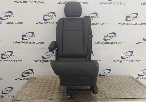 2nd row seat vauxhall vivaro - vauxhall,