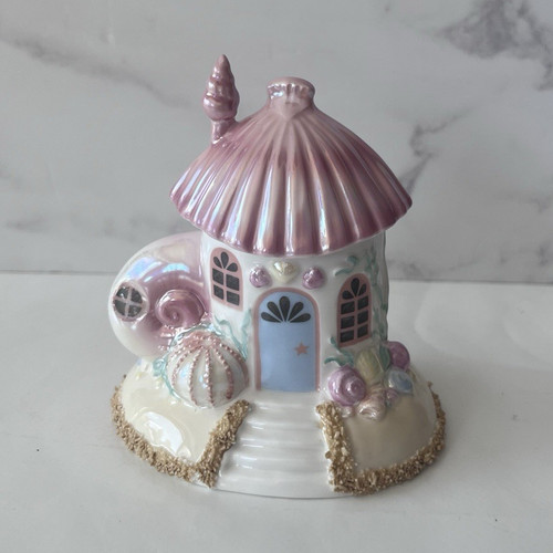 Coalport shell cottage bone - shell,