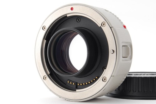 Near mint canon extender - mint, ef