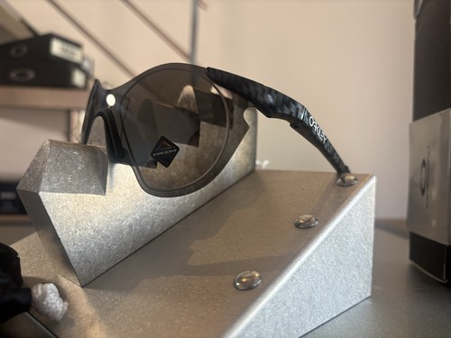New oakley sub - zero, collection