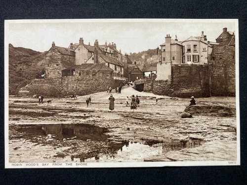 Robin hoods bay - hoods,