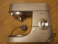 Kenwood Chef Premier Mixer + x 4 Accessories