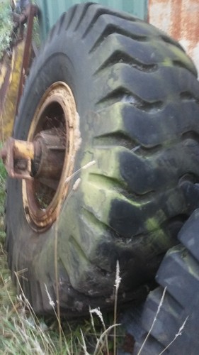 Earthmover part worn - earthmover,