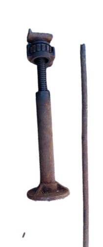 Car jack vintage - car,