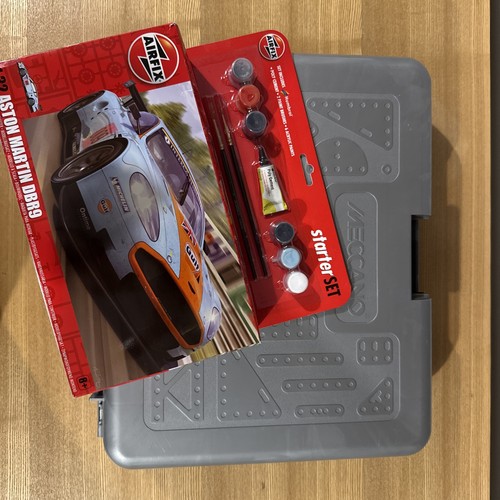 Meccano motorised supercar - , 27