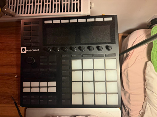 Native instruments maschine - instruments,