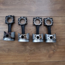 Pistons & Conrods For Triumph