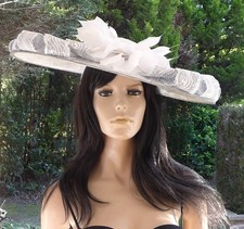 Silver/White Large Fascinator
