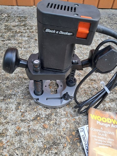Black decker bd66rm plunge - decker,