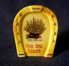 Crested China.  Great Yarmouth. Lucky White Heather. (RELL)