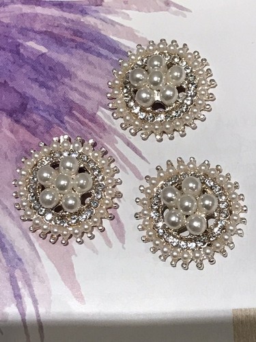 Large light gold - 3, pearl