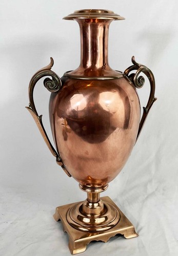 Stunning antique urn - antique,