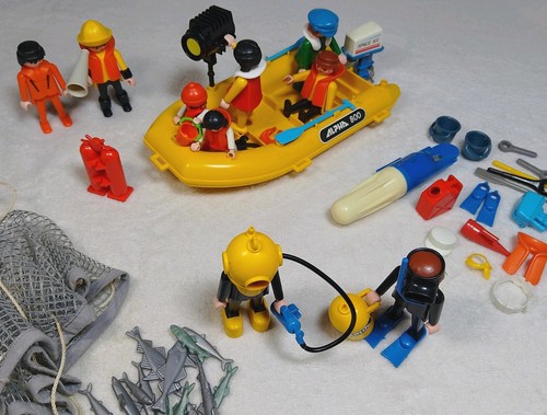 Vintage 1974 playmobil dive - vintage,