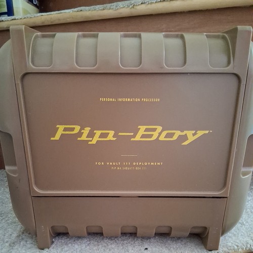 Fallout pip boy vault - 4,