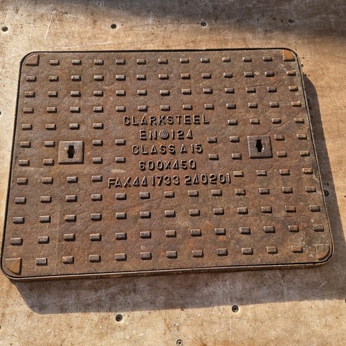 Cast iron manhole cover - cast,