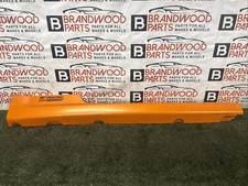 Ford Focus St Right Side Skirt 4m5jb10154bw   IN ORANGE (74) 3 DOOR