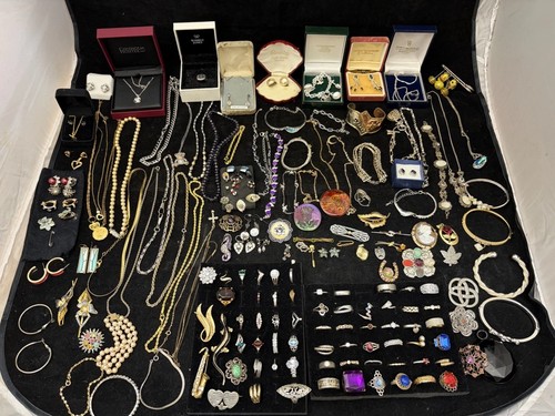 Huge vintage designer - huge,