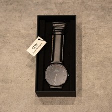 NEW - Daniel Wellington