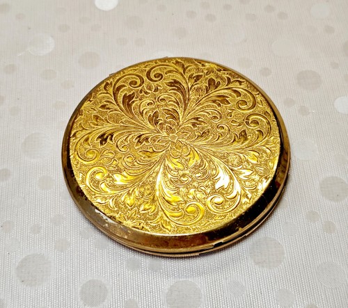 Vintage stratton powder - vintage,