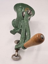 Vintage Metal Spong & Co Cast Iron Hand Turned Mincer. Made in England.