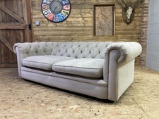 Alexander James The Retreat 3 str sofa grey cream velvet Chesterfield buttons