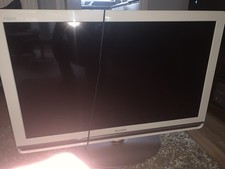 Sharp Aquos White 40” LCD TV