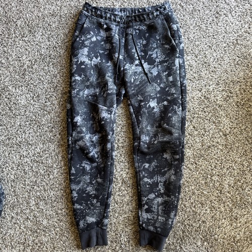 Nike tech fleece - nike,