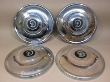 DAIMLER HUB CAP WITH BADGE SET