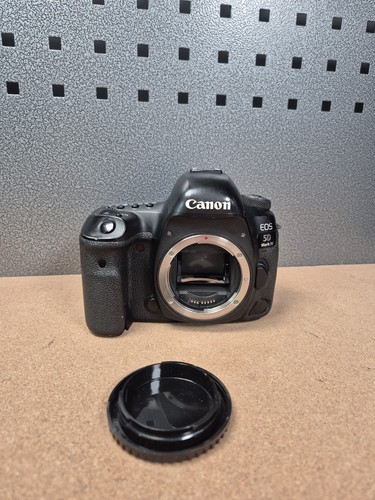 Canon eos mark 30 - iv, 30.4mp