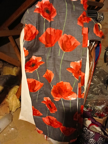 Poppy floral eyelet exclent - eyelet,