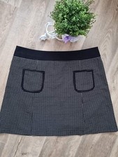 Ladies Size 16 Skirt