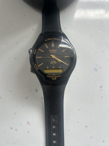 Casio 90h black and gold - casio,