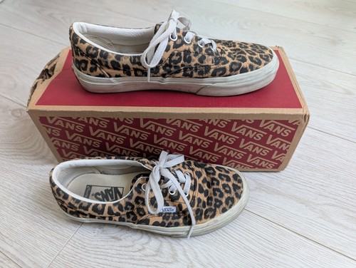 Vans off the wall - wall, leopard