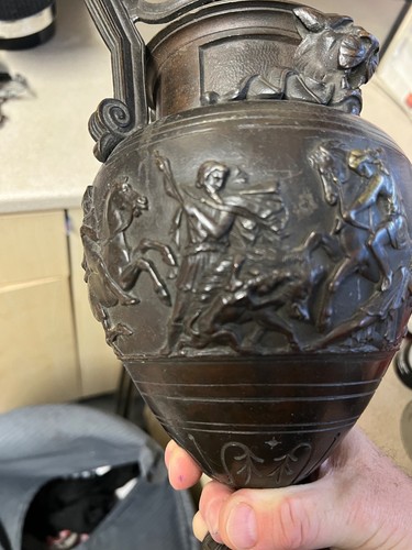 Antique 19th bronze - , urn