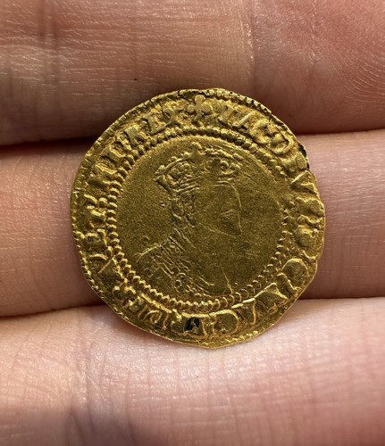 James hammered gold crown - i,