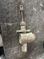 Triumph 2000 Mk 1 Early Clutch