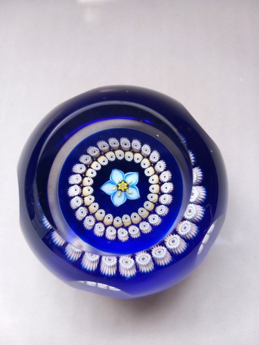 Pretty caithness miniature - pretty,