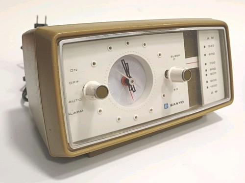 Vintage pink sanyo model - sanyo,