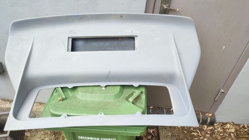 Porsche 911 fiberglass spoiler