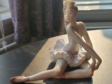 Lladro 6174 Ballerina 'Graceful Pose' very expensive and delicate NOT Nao