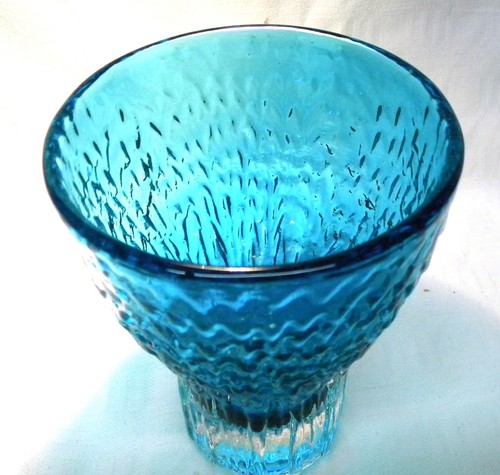 Whitefriars glass kingfisher - glass,
