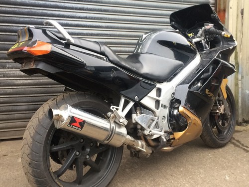 Honda vfr750 breaking - honda,