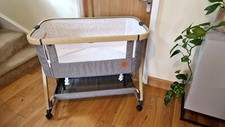 Maydolly Baby Bedside Sleeper / Crib with mattress
