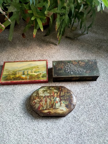 Metal biscuit tins empty - x3,