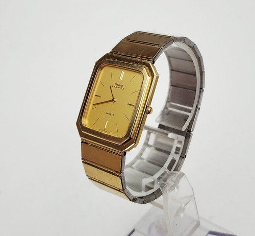 Unisex vintage 1982 watch - unisex,