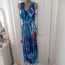Maxi dress size new - size,