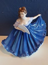 ROYAL DOULTON PETITES "ELAINE"