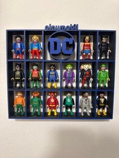 Playmobil DC Display Stand