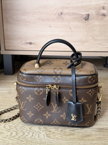 Louis vuitton vanity - vuitton, pm