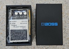 Boss NS-2 NS2 Noise Suppressor Noise Gate Guitar Effects Pedal Boxed PRISTINE!